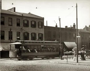 Streetcar på södra tionde och marknadsgator